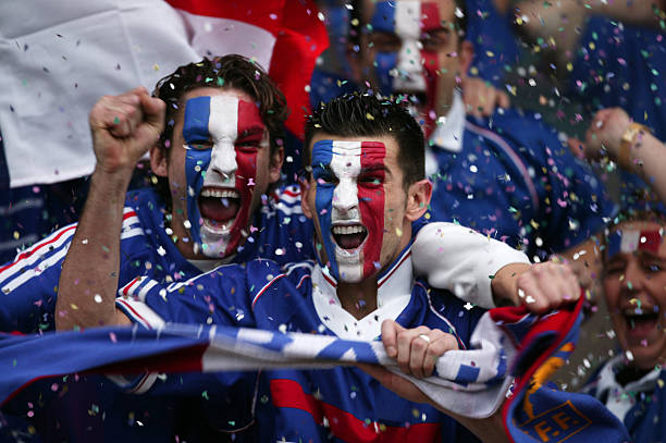 女性陷入困 女性陷入困